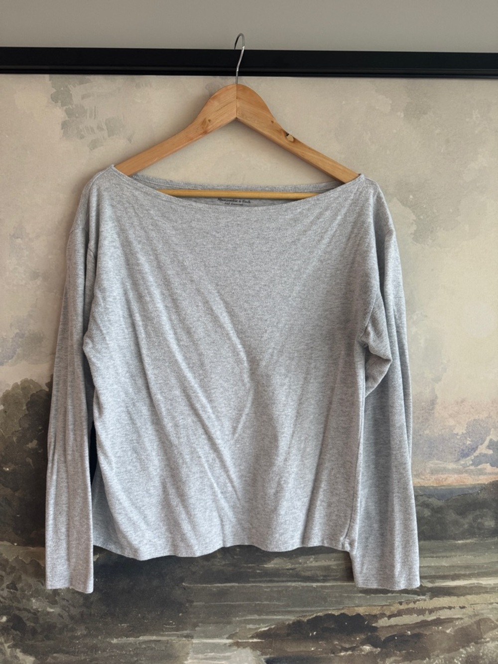 Abercrombie & Fitch Women's Light Gray Boatneck Long Sleeve Top